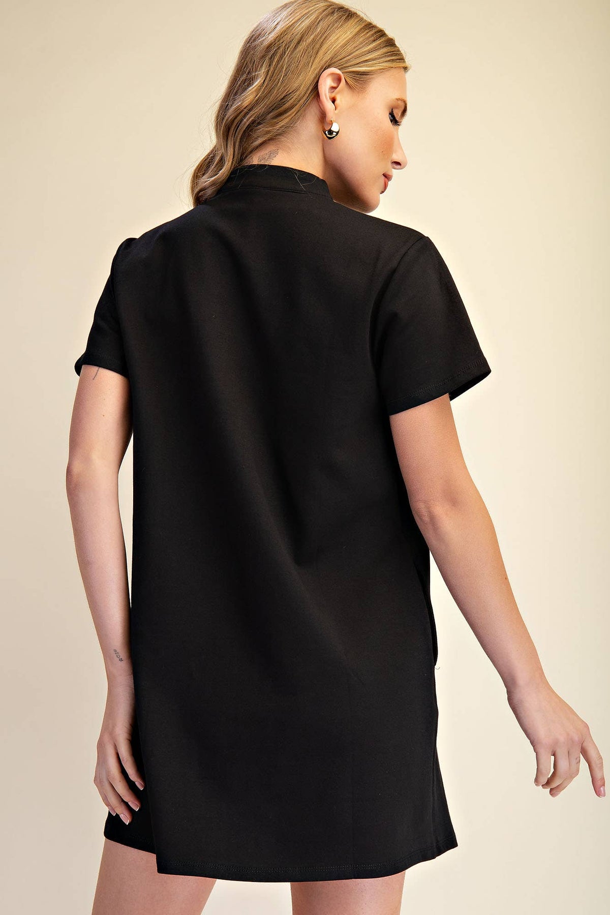 Stand Collar V-Neck Slit Dress: Hunter Green