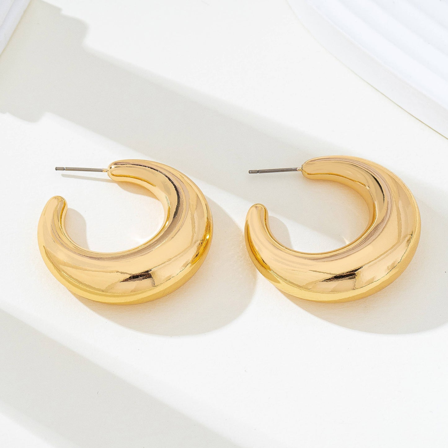 Tapered Gold-Tone Crescent Hoop Earrings GOLD
