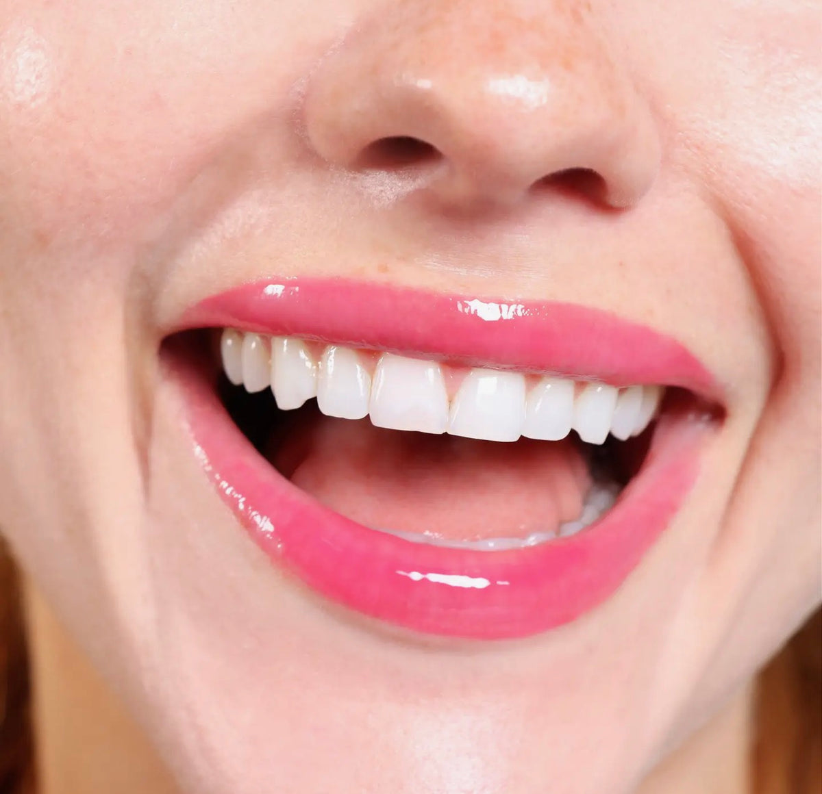 Berry Bliss Tinted Lip Balm (with
Peptide & Shea Butter)