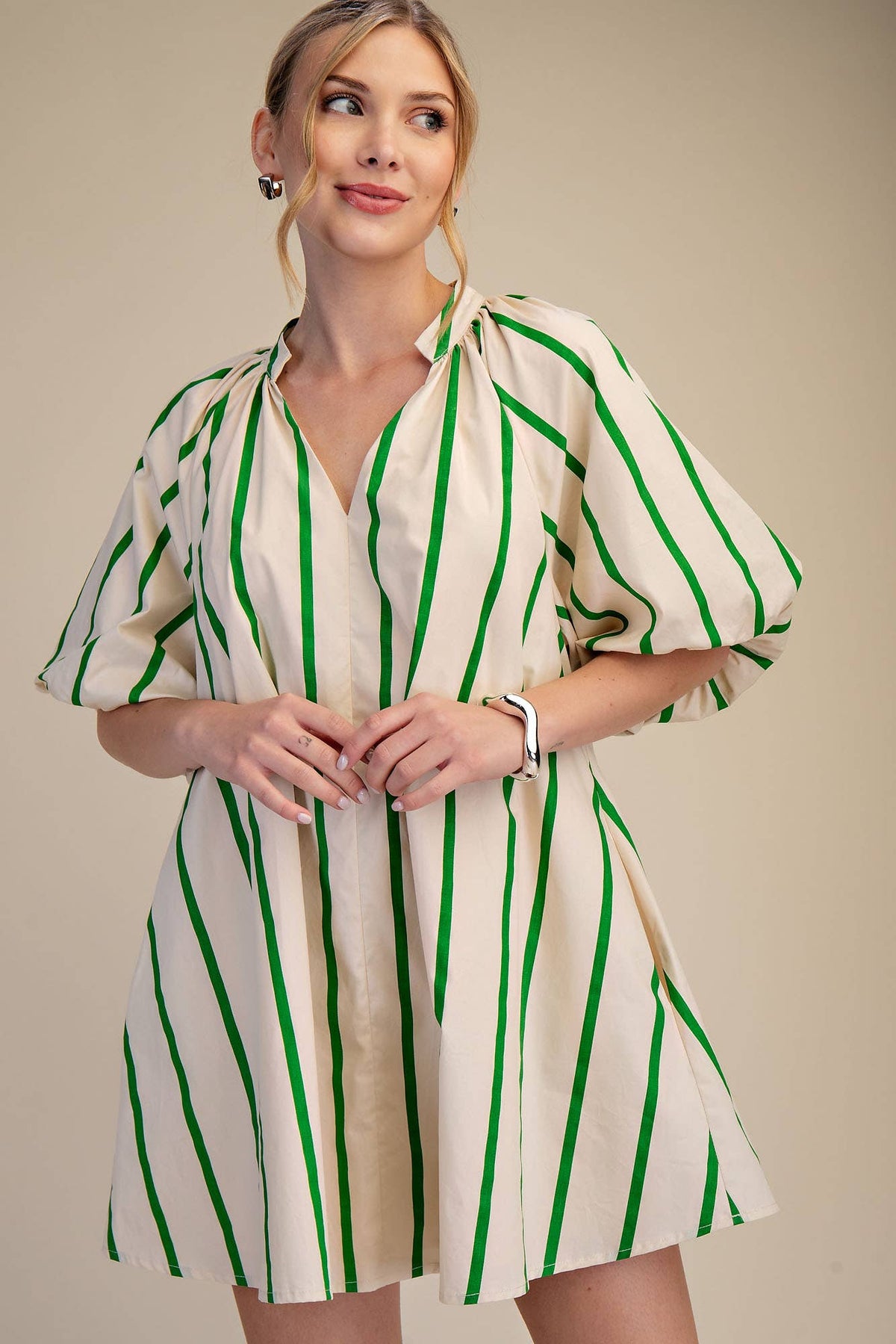 Puff-Sleeve Stripe Mini Shift Dress: Kelly Green
