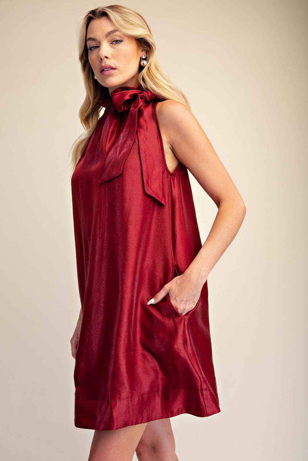 Ruffle Tie Neck Sleeveless Side Pocket Mini Dress: Champagne