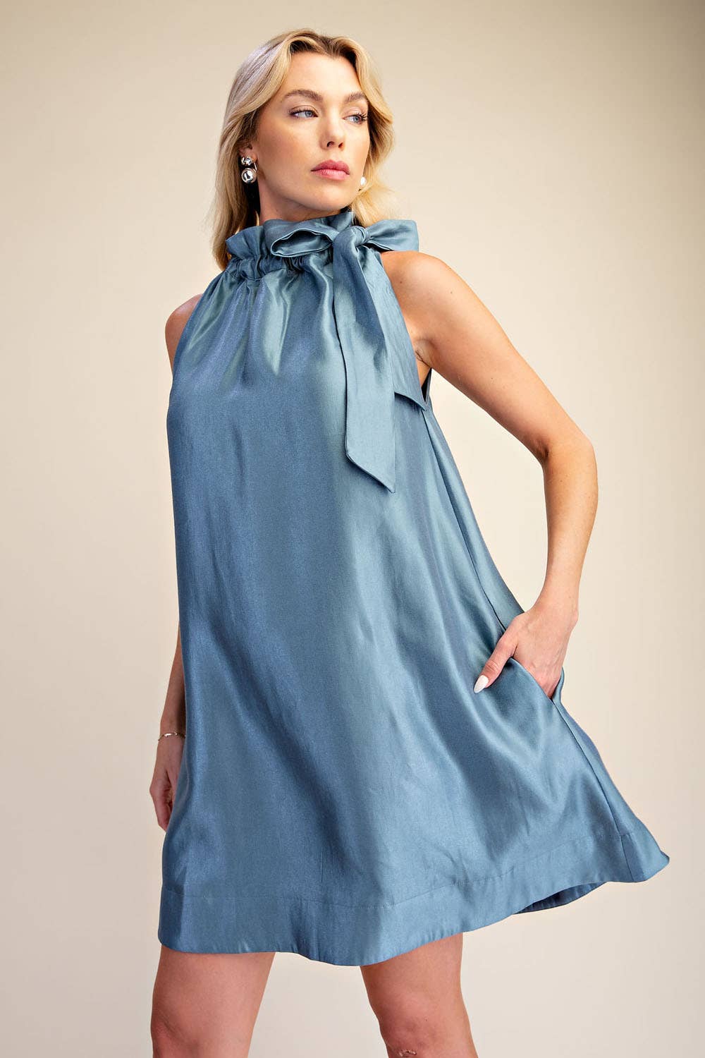 Ruffle Tie Neck Sleeveless Side Pocket Mini Dress: Champagne