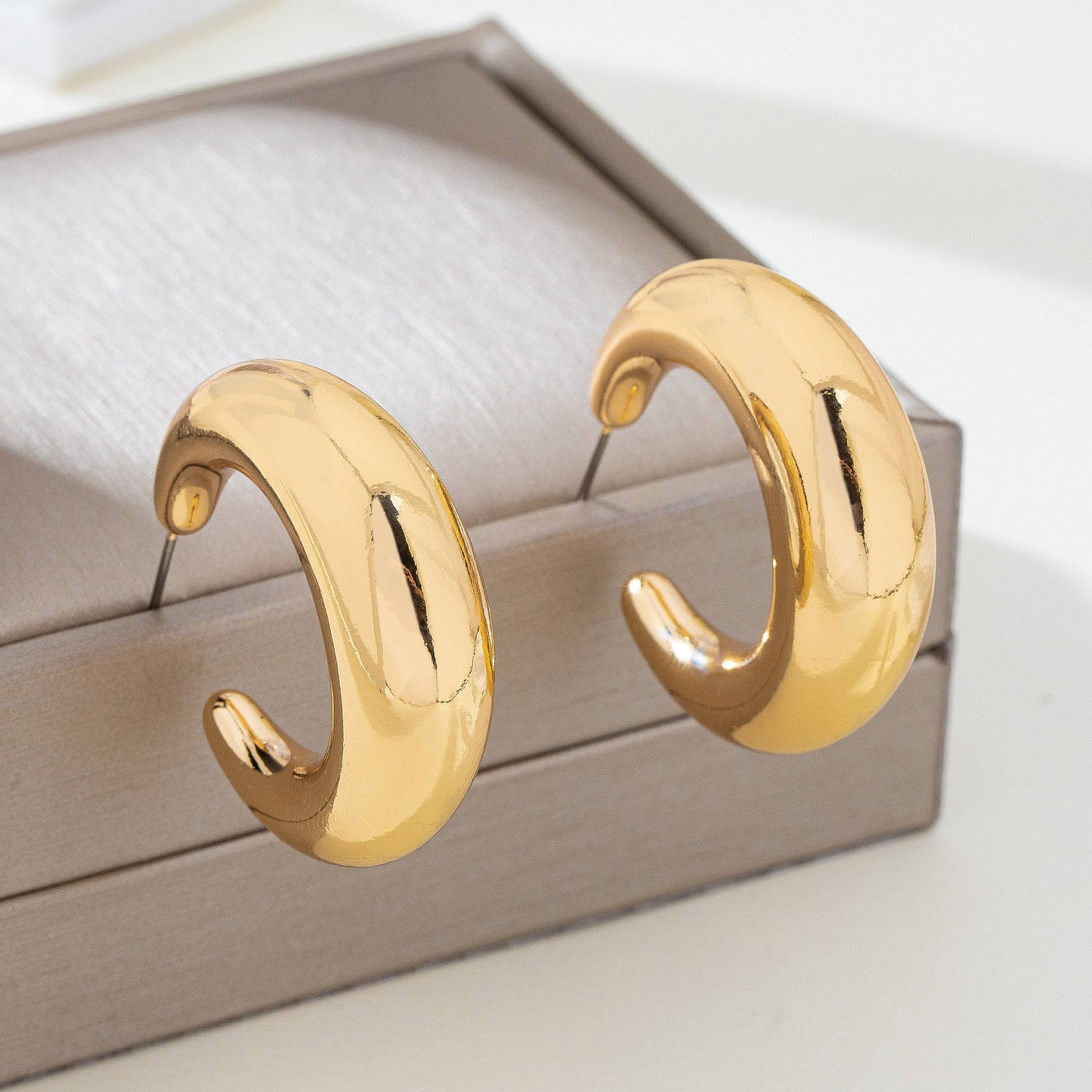 Tapered Gold-Tone Crescent Hoop Earrings GOLD