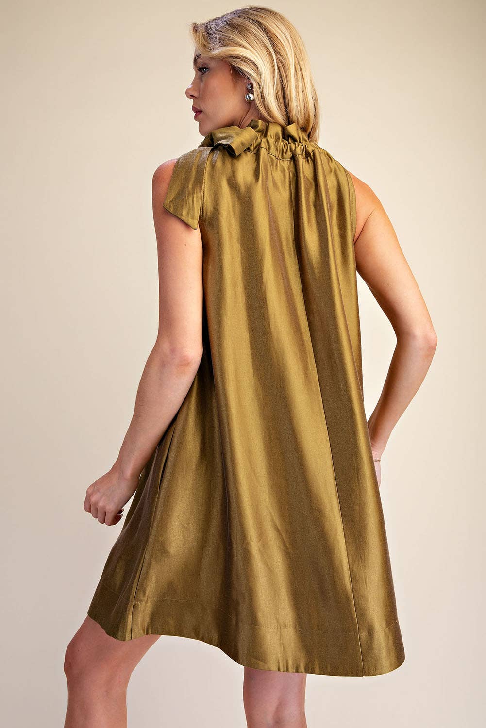 Ruffle Tie Neck Sleeveless Side Pocket Mini Dress: Champagne