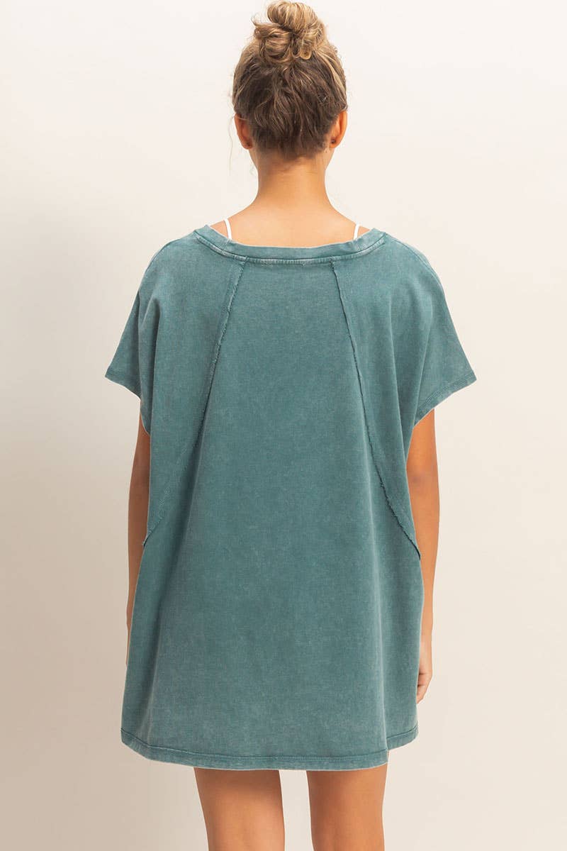 Oversized V-Neck Mineral Washed Top: BLUE