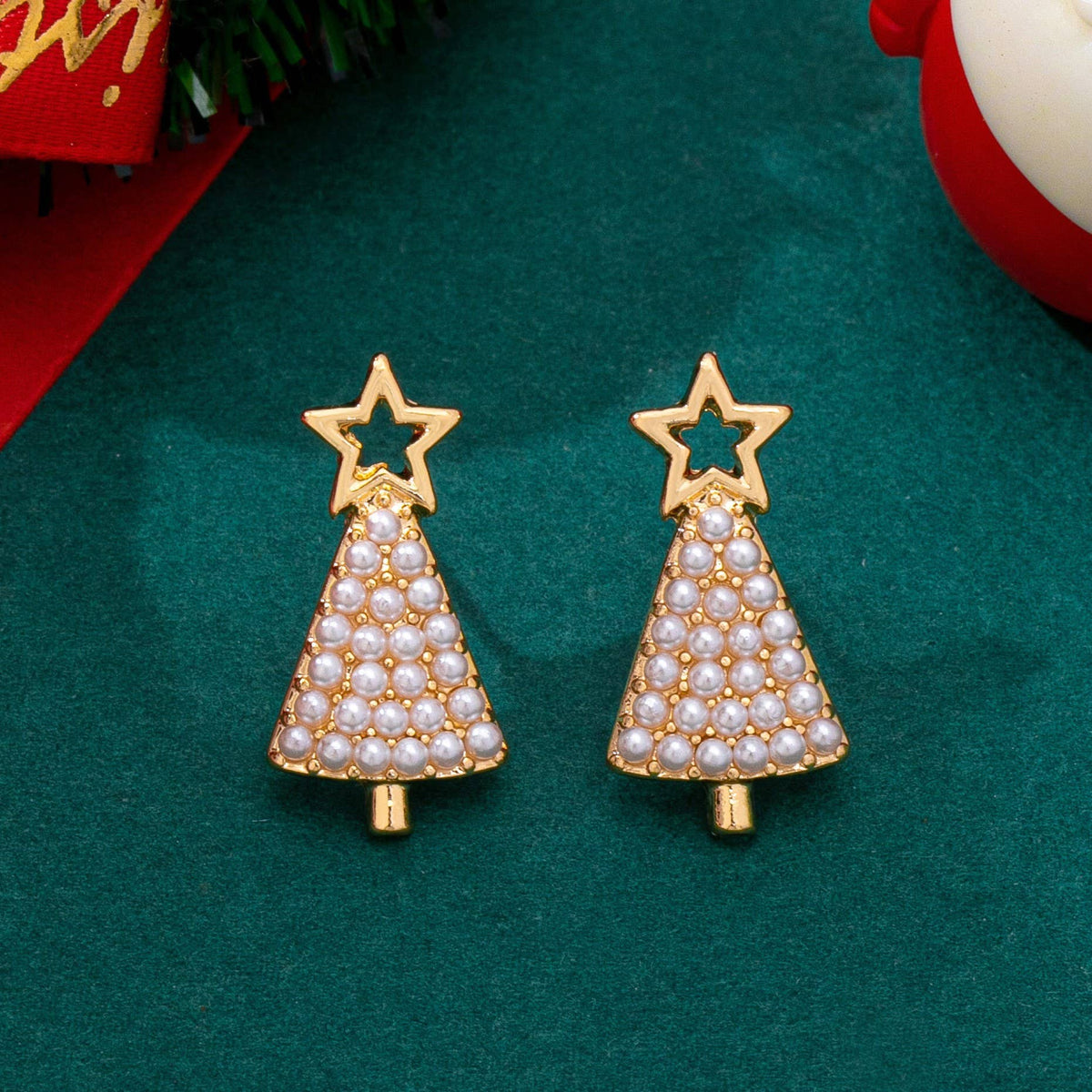 Pearl-Embellished Christmas Tree Stud Earrings