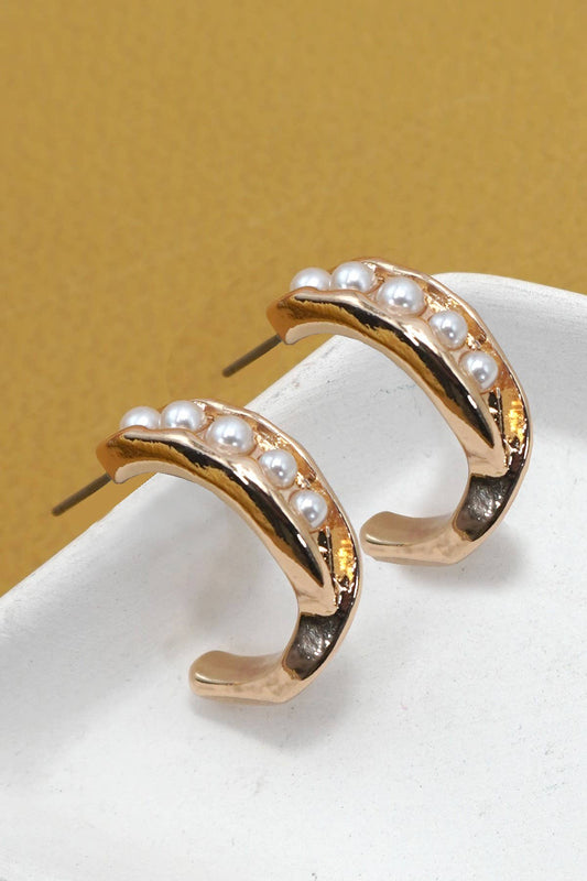 INTERTWINED PEARL HOOP TITANIUM POST EARRINGS  Gold