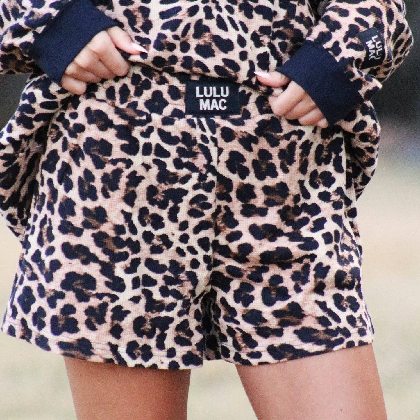 LM-WAFFLE SHORT-LEOPARD: BROWN / XX-Large