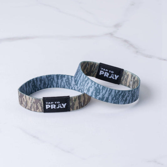 Tap To Pray® Wristband – Tree Bark Camo Brown & Grey: Medium