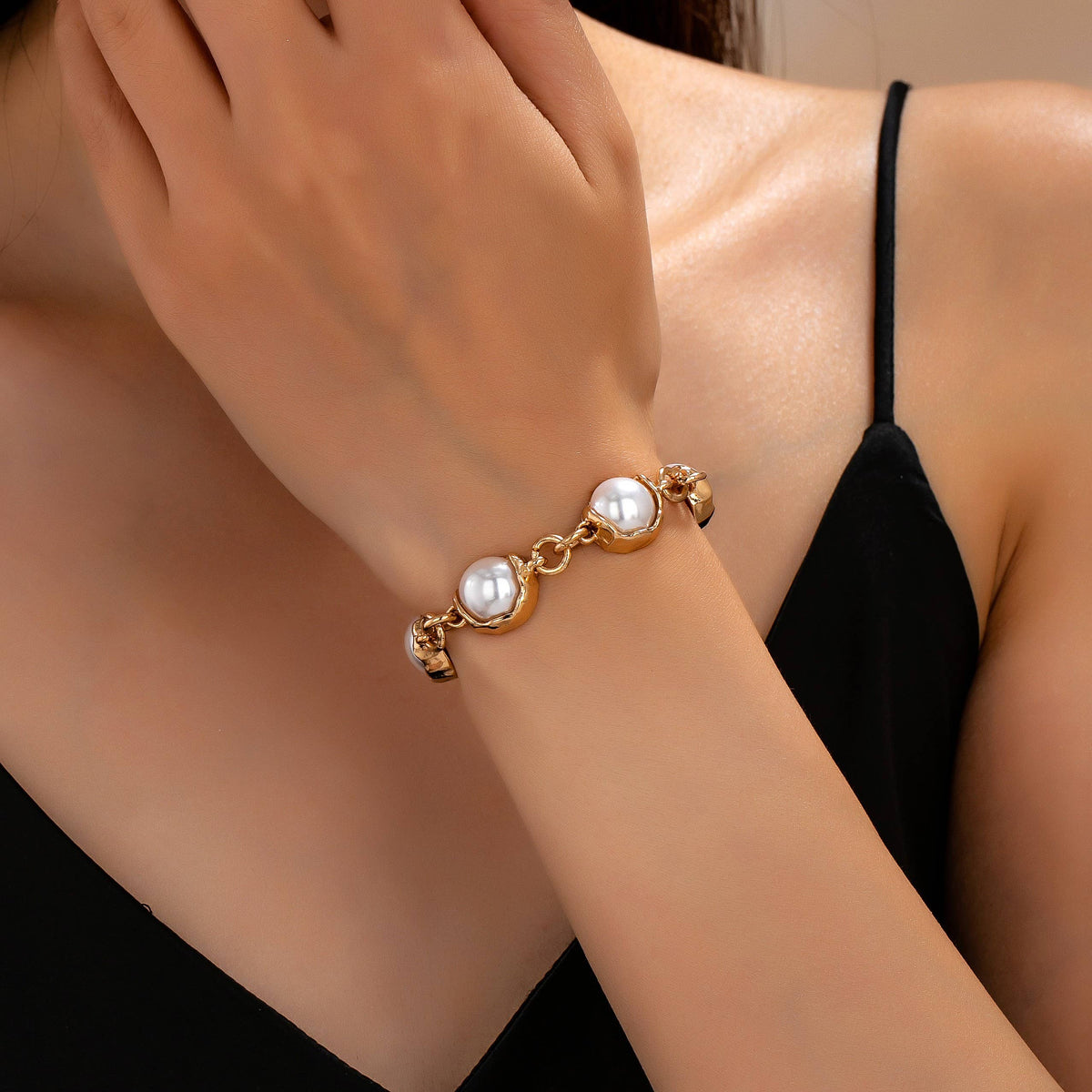 Bezel-Set Pearl Gold Toggle Bracelet