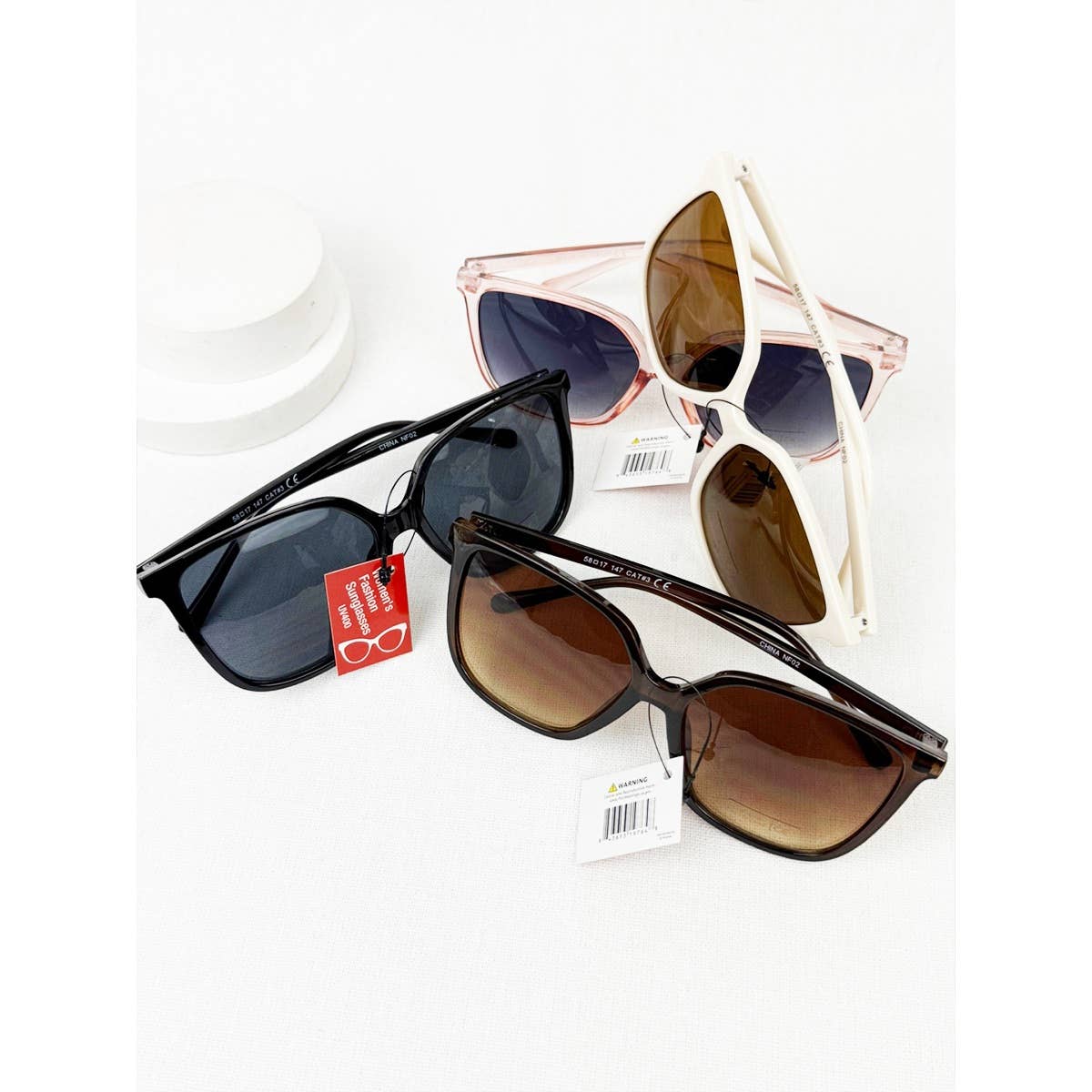 Sophia Everyday Shades Fashion Sunglass:Random