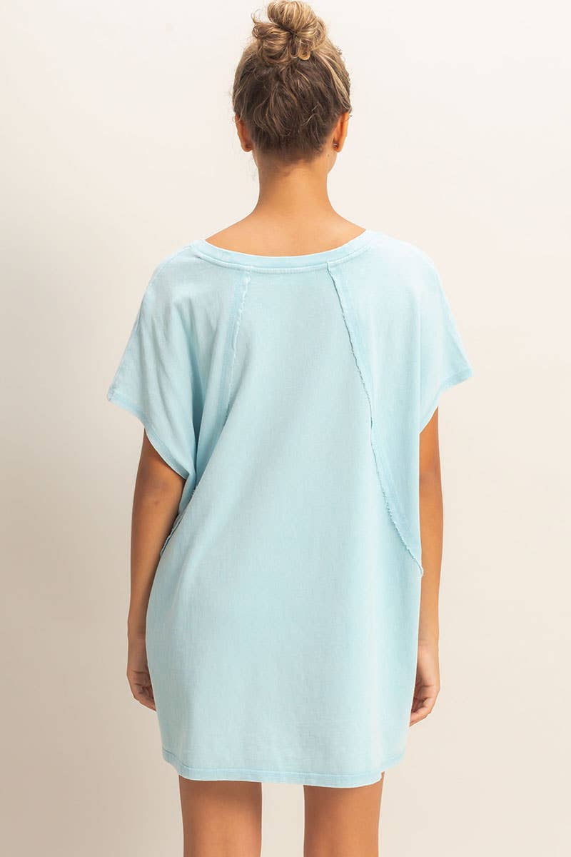 Oversized V-Neck Mineral Washed Top: BLUE