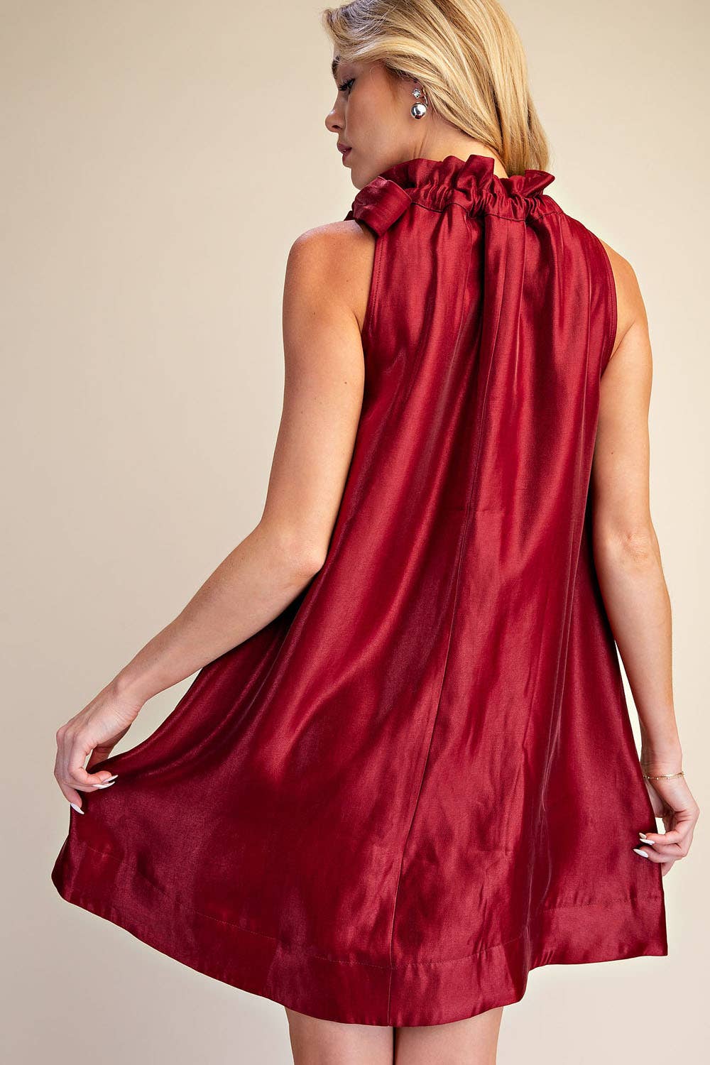 Ruffle Tie Neck Sleeveless Side Pocket Mini Dress: Champagne