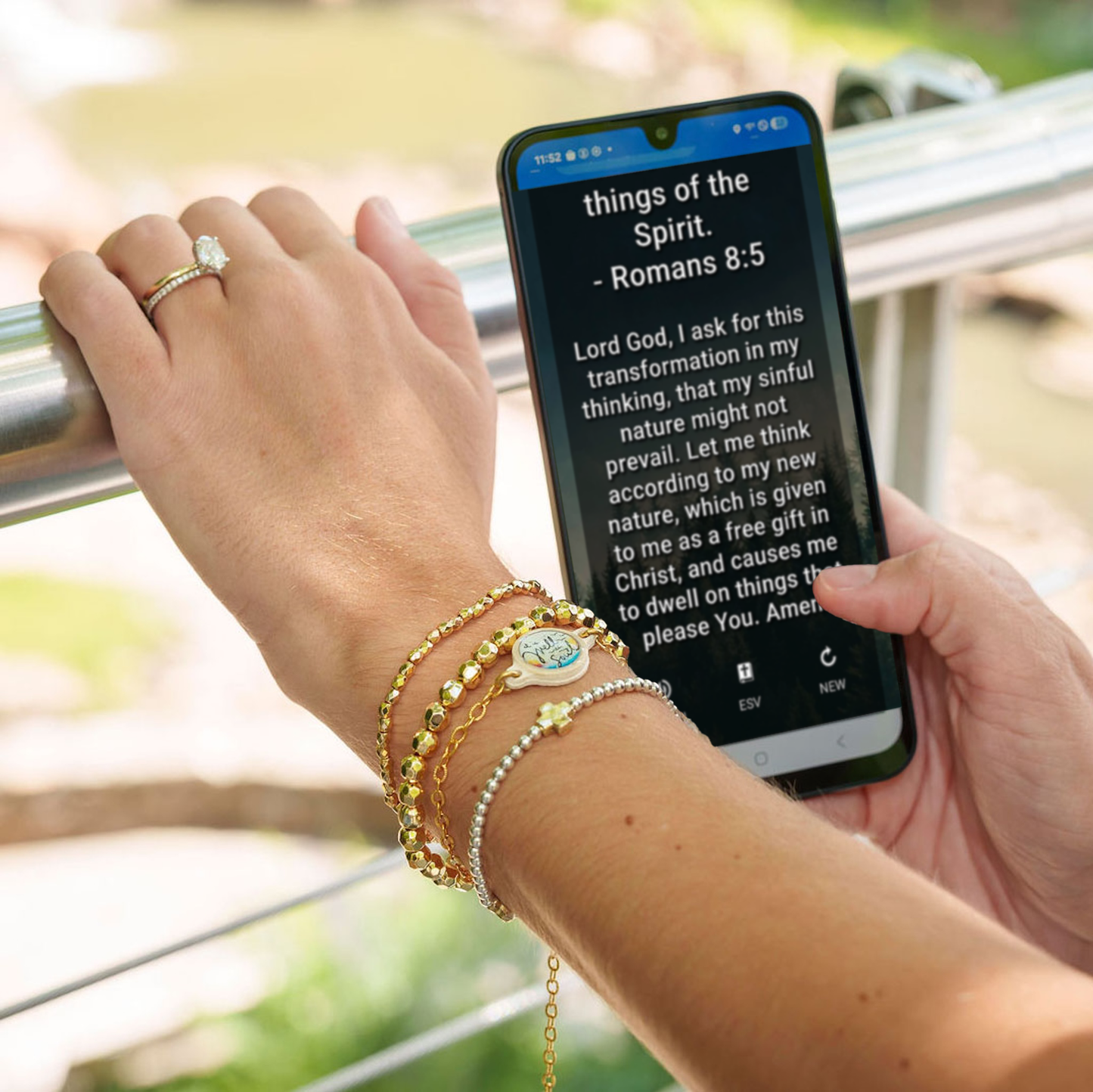 Tap To Pray® Survivor Series Chain Bracelet: 14K Gold-Plated + Vanilla Cross