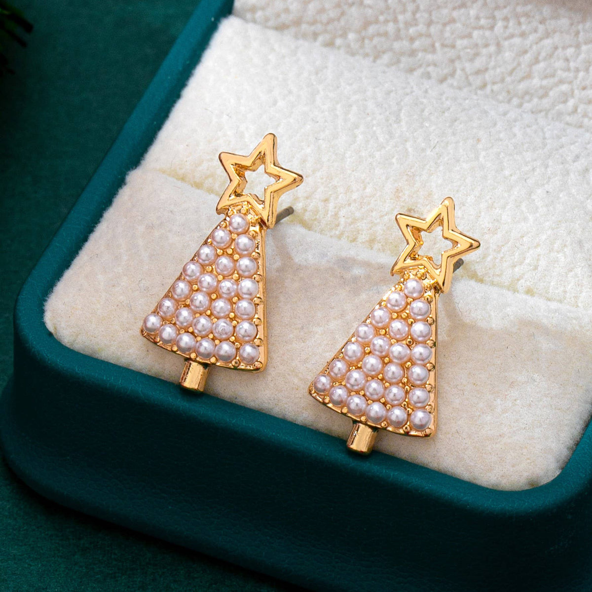 Pearl-Embellished Christmas Tree Stud Earrings