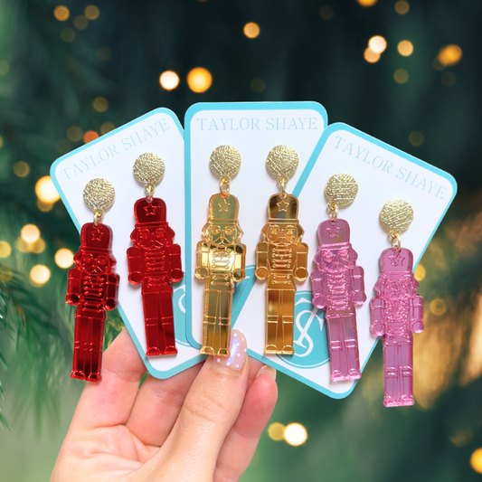 Acrylic Mirror Nutcracker: Gold