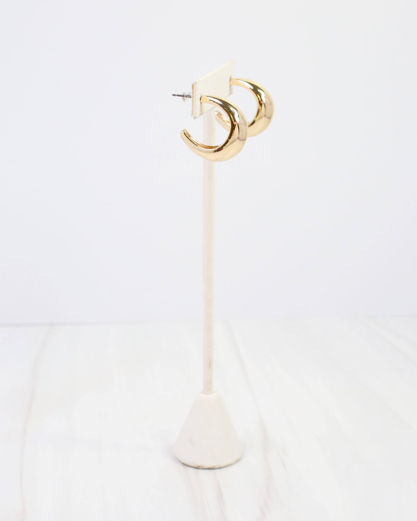 Coos Bay Hoop Earring Gold: Default