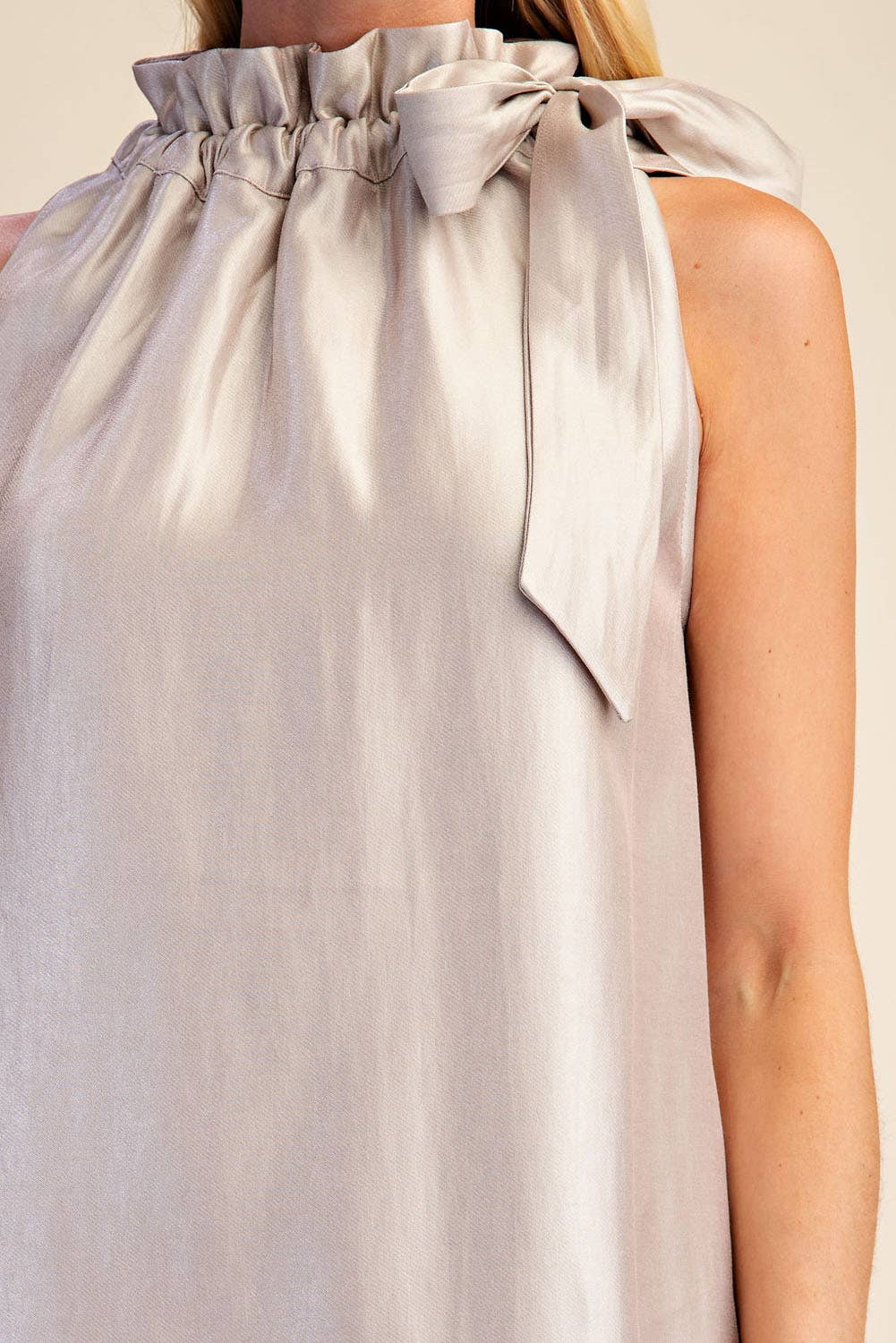 Ruffle Tie Neck Sleeveless Side Pocket Mini Dress: Champagne