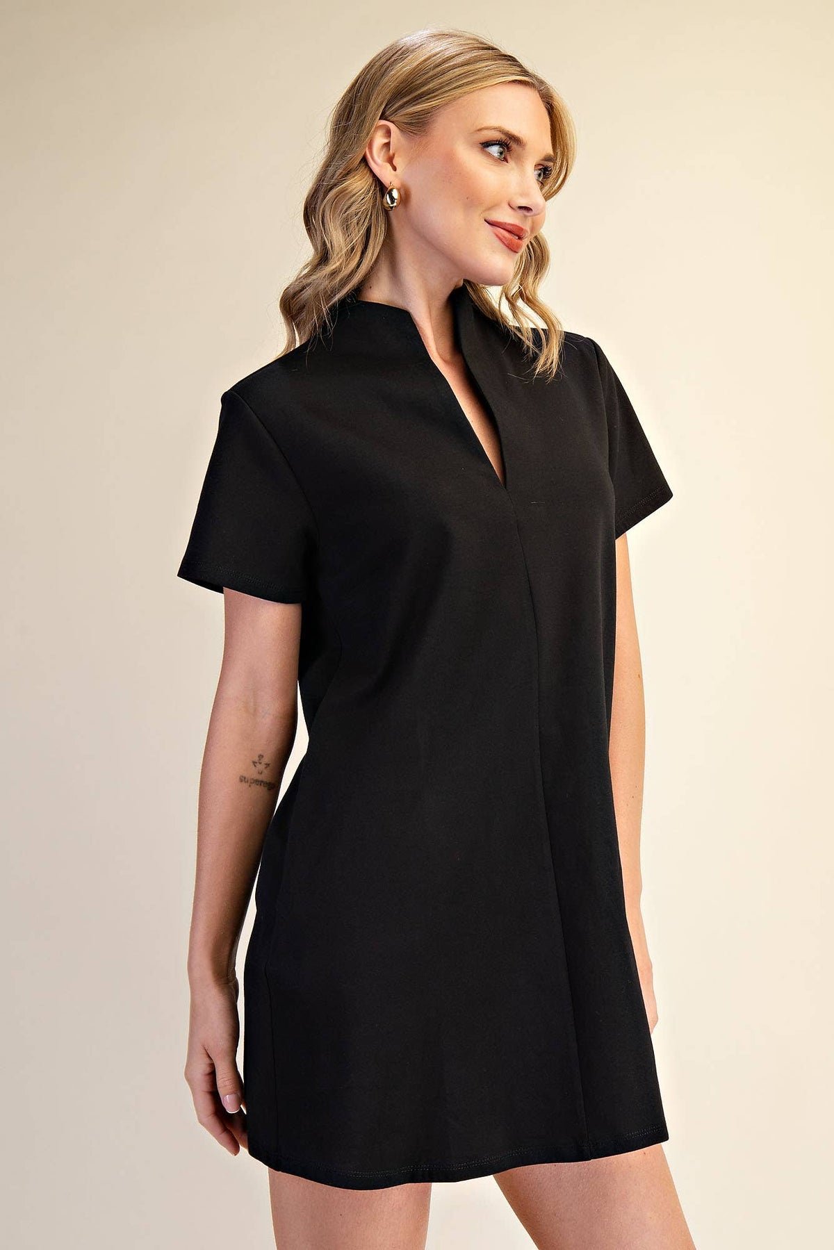 Stand Collar V-Neck Slit Dress: Hunter Green