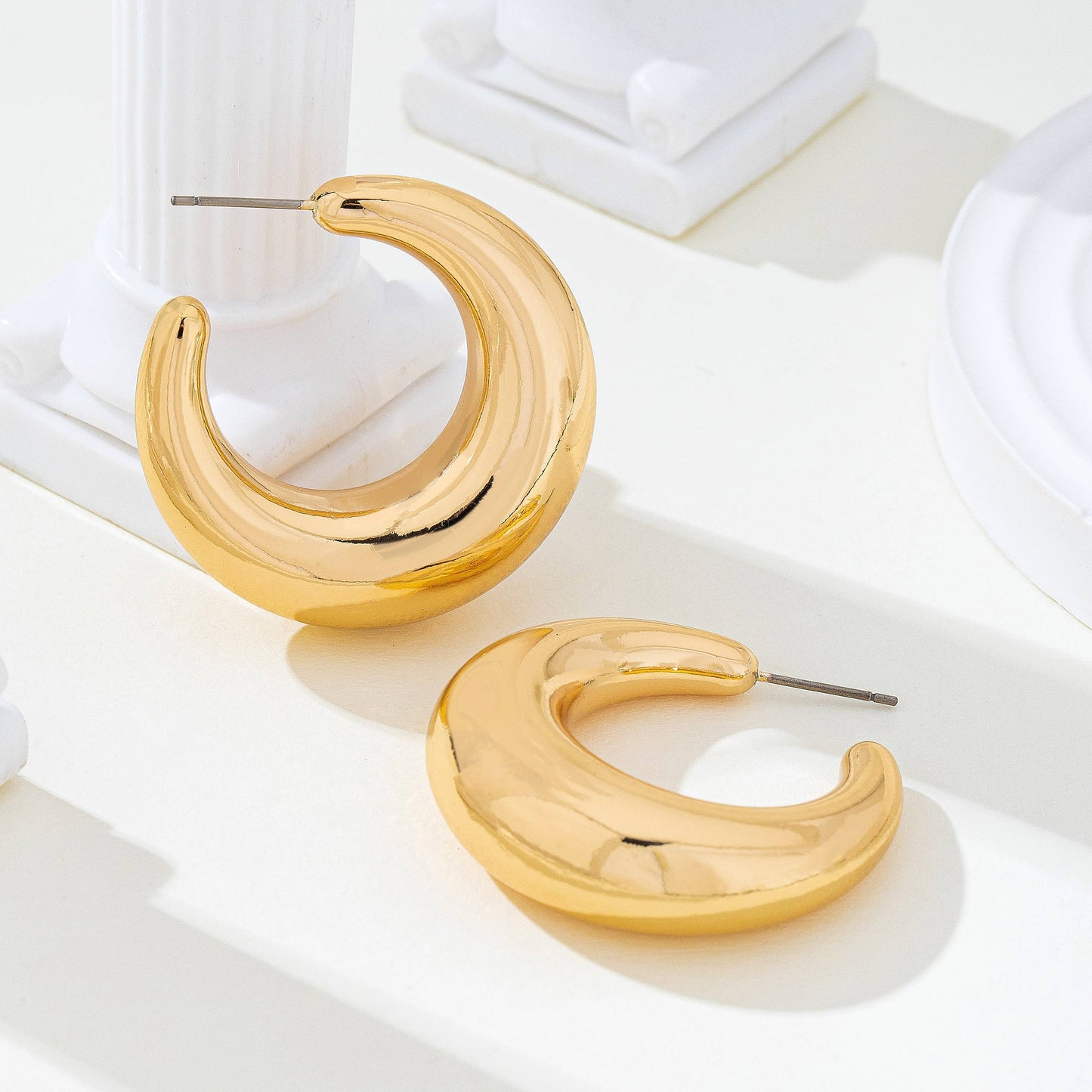 Tapered Gold-Tone Crescent Hoop Earrings GOLD
