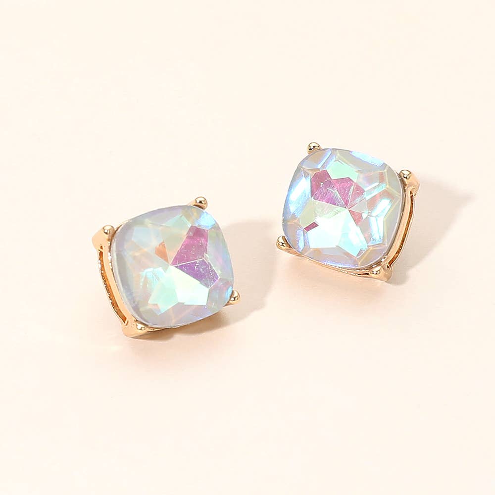 Square Cushion Stud Earrings: Gold,Jet Black