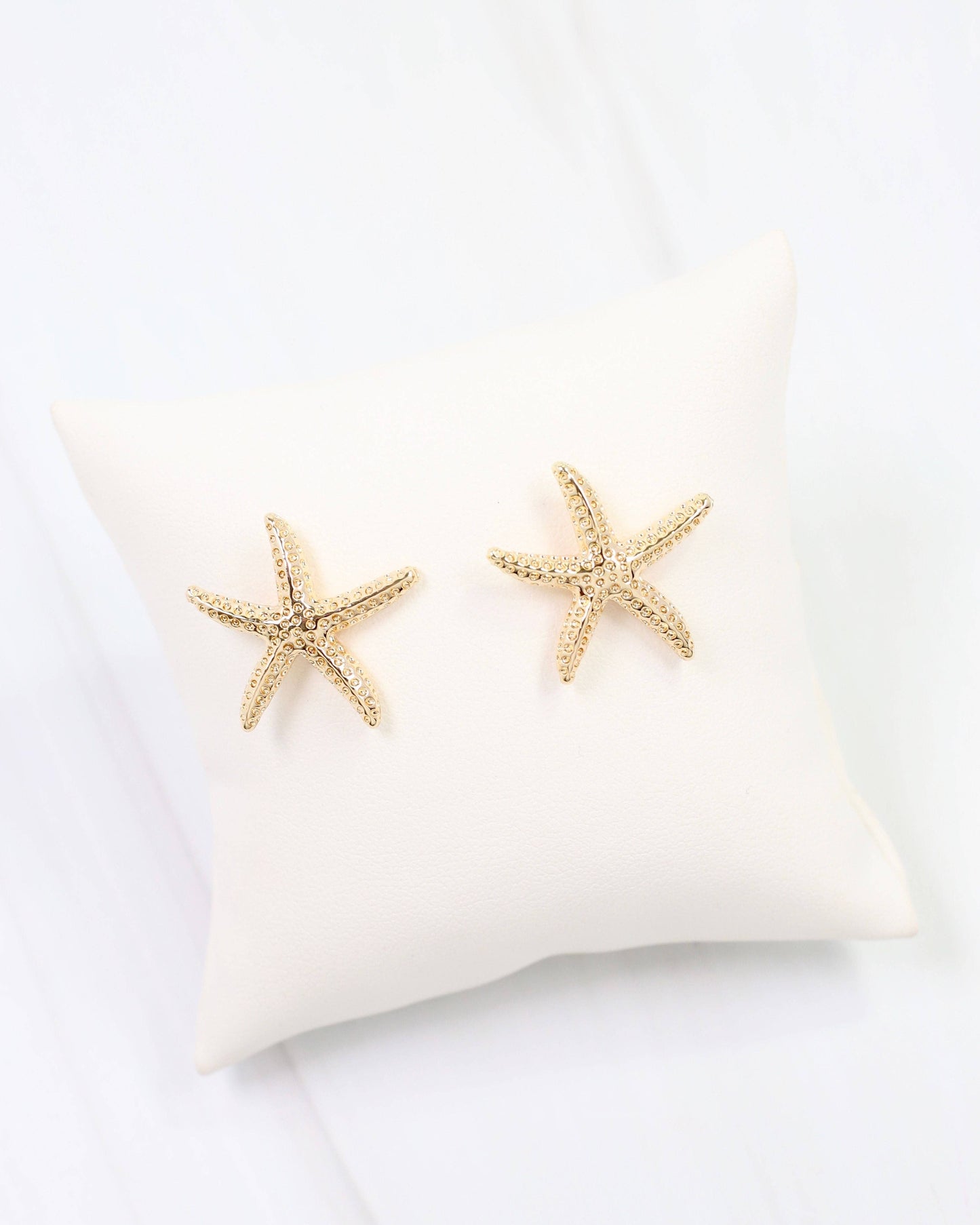 Elyria Starfish Post Earring Gold: Default