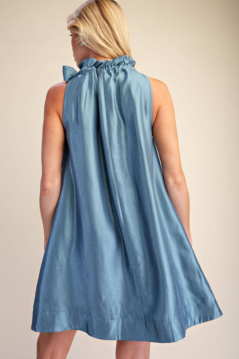 Ruffle Tie Neck Sleeveless Side Pocket Mini Dress: Champagne