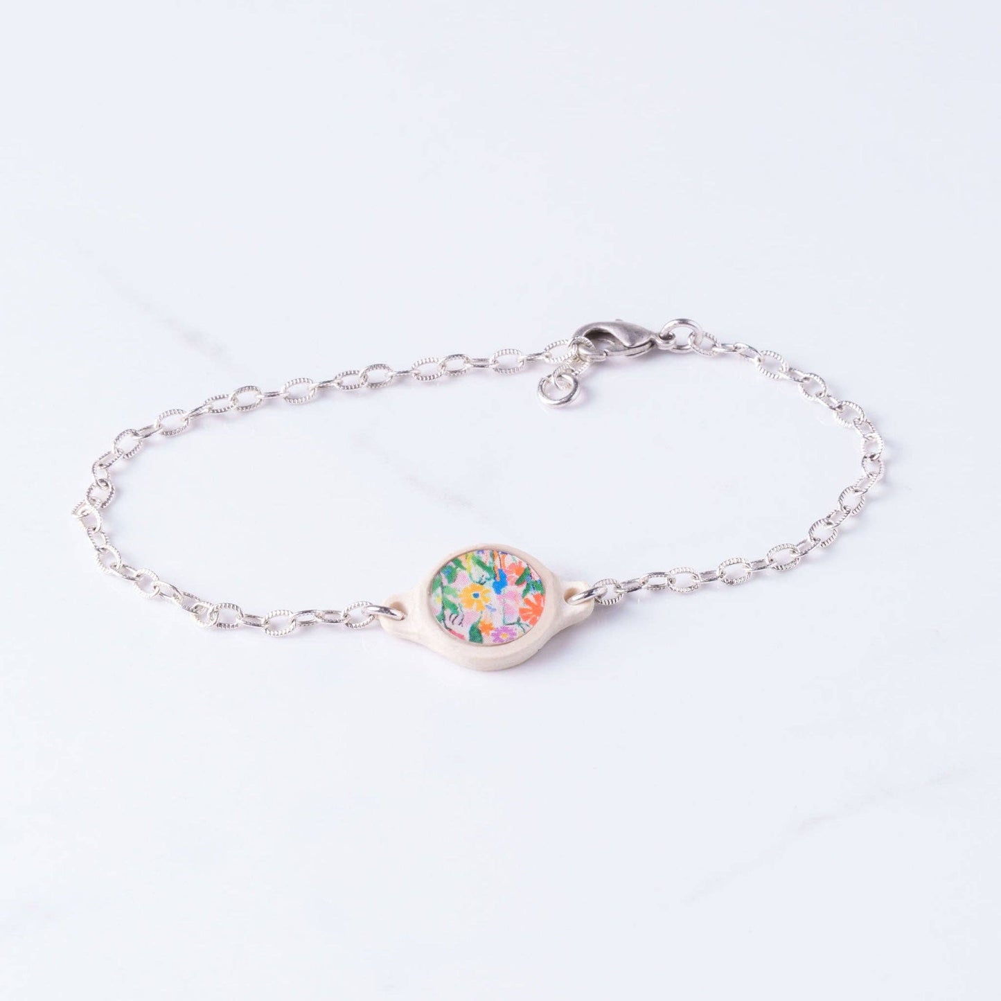 Tap To Pray® Survivor Series Chain Bracelet: 14K Gold-Plated + Vanilla Cross