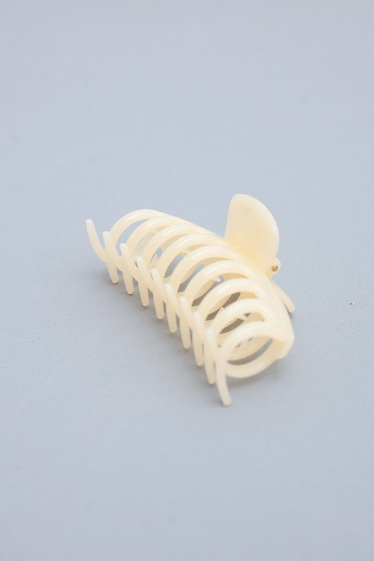 JUMBO SEMI GLOSSY  HAIR CLAW CLIPS | 40H582: OFF WHITE