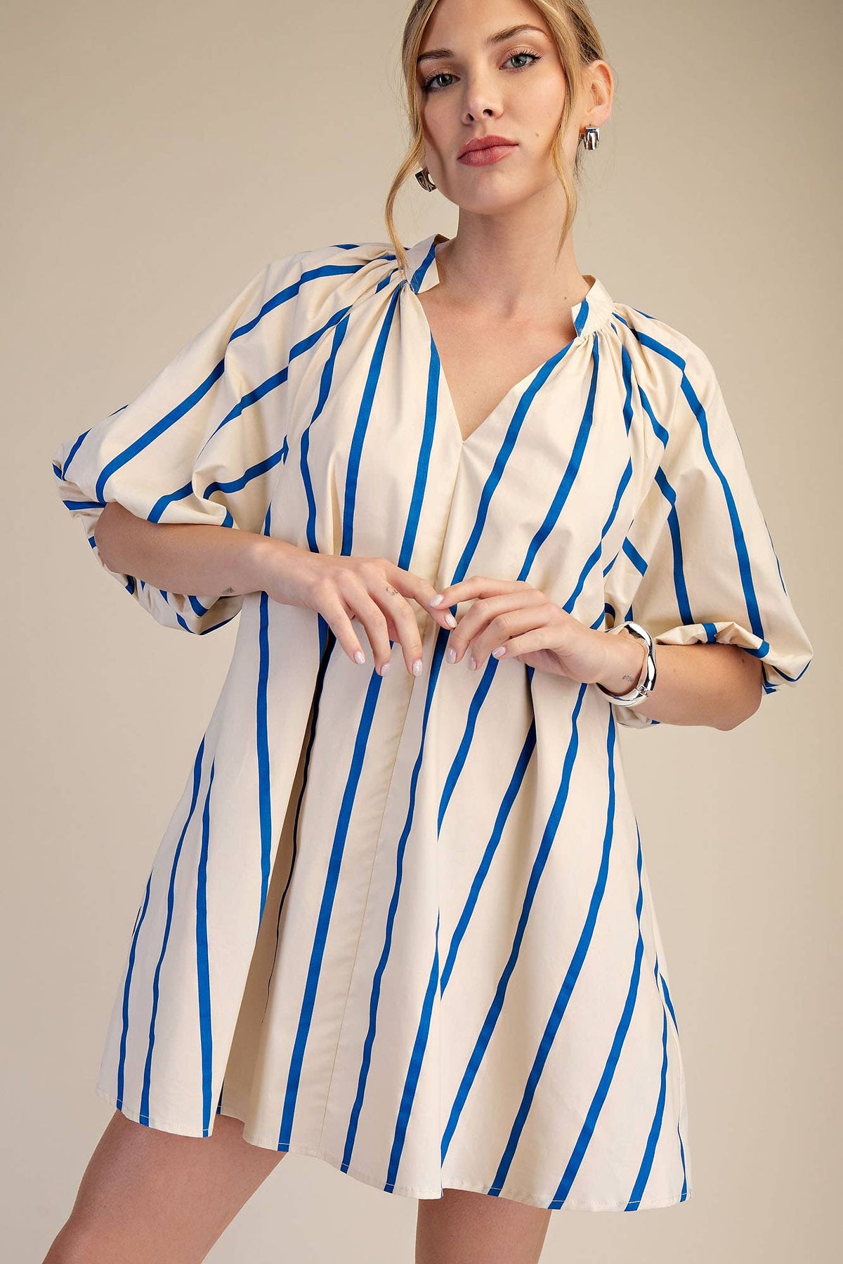 Puff-Sleeve Stripe Mini Shift Dress: Kelly Green