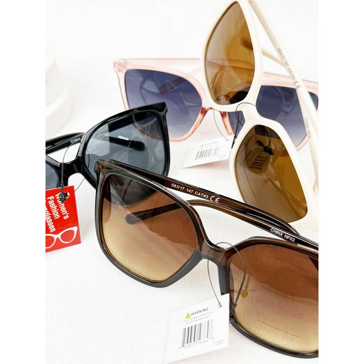 Sophia Everyday Shades Fashion Sunglass:Random