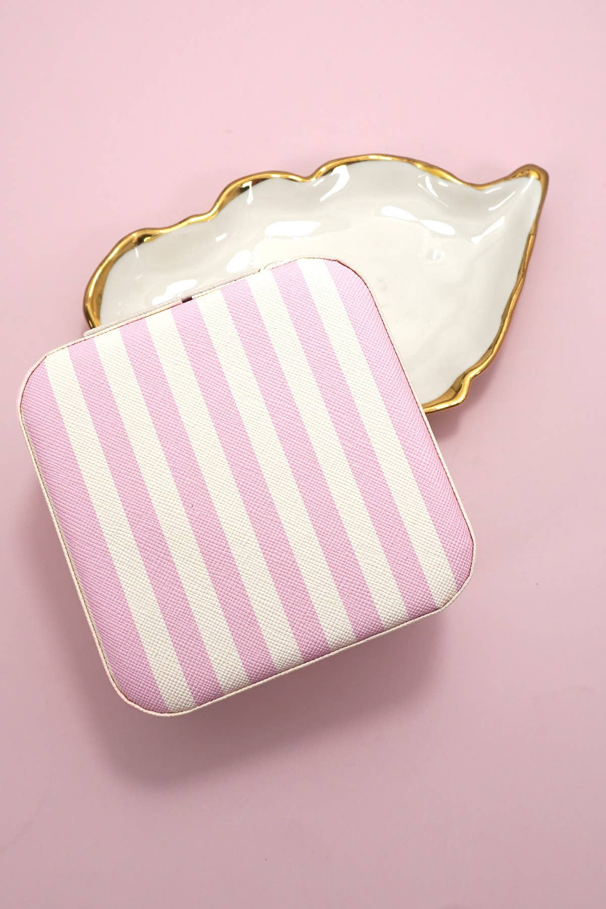 DESIGNED JEWELRY ORGANIZER TRAVEL BOX CASE |BOW FUCHSIA