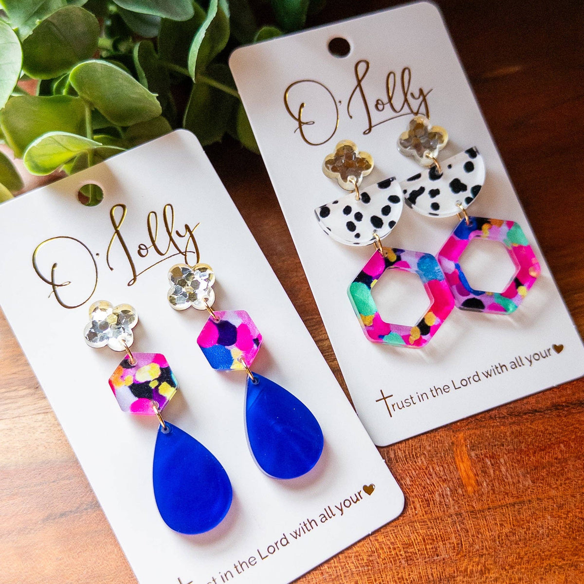 Color Pop Acrylic Dangle Earrings: Hexagon