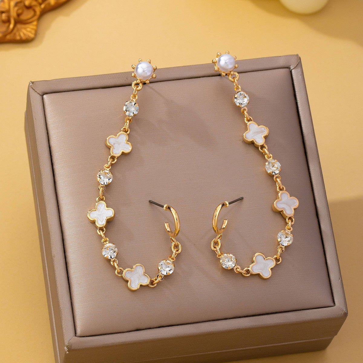Mother of Pearl Clover Double Piercing Earrings